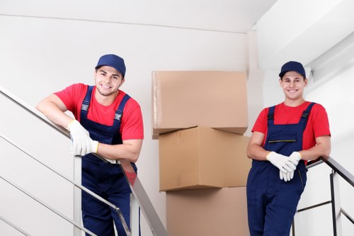 Keyboard navigable France removals content with clear headings and readable text