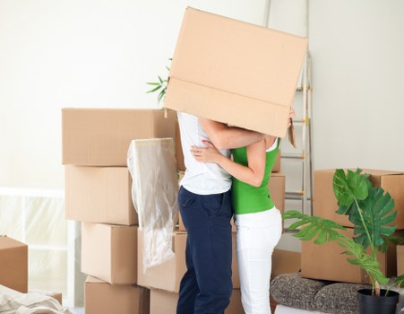 Moving day preparation checklist for house removal in France